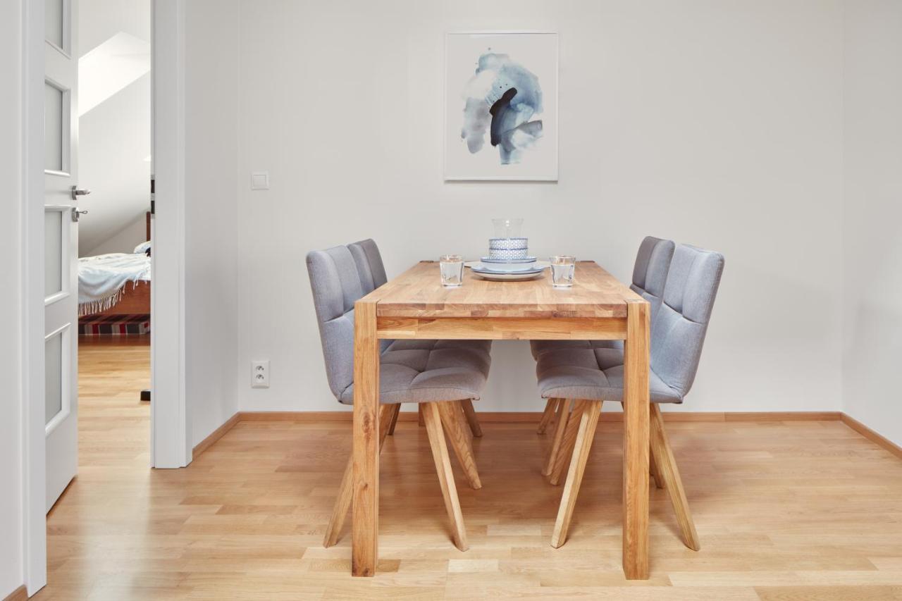 Bright Apartment In New Town By Prague Days Bagian luar foto